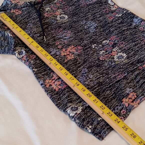 Wallflower women's size Medium floral hoodie sweater. Boho Cottagecore - Picture 6 of 7